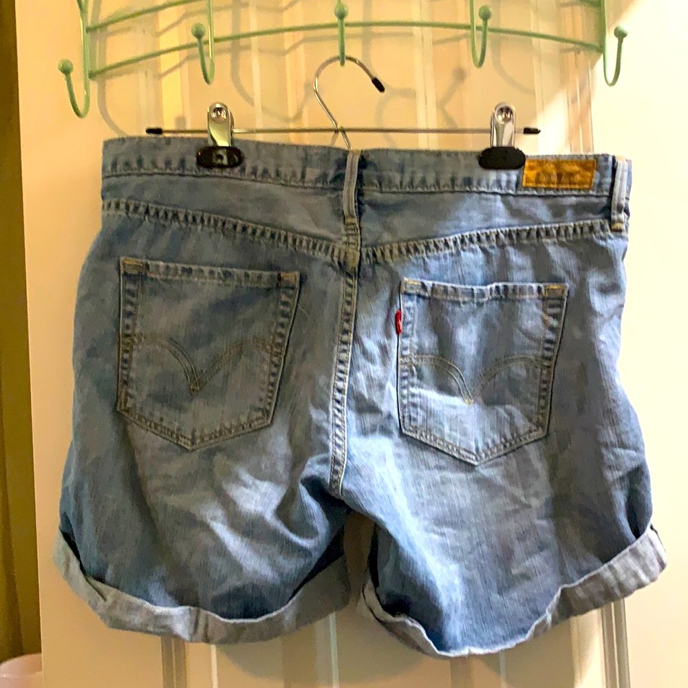 Levi light washed summer shorts. Boyfriend fit. Size 12. Very comfortable.